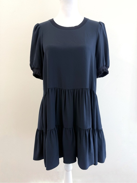 cinq a sept Dresses & Skirts - CINQ A SEPT EMALINA NAVY BLUE SILK CREWNECK TIERED SHORT SLEEVE DRESS